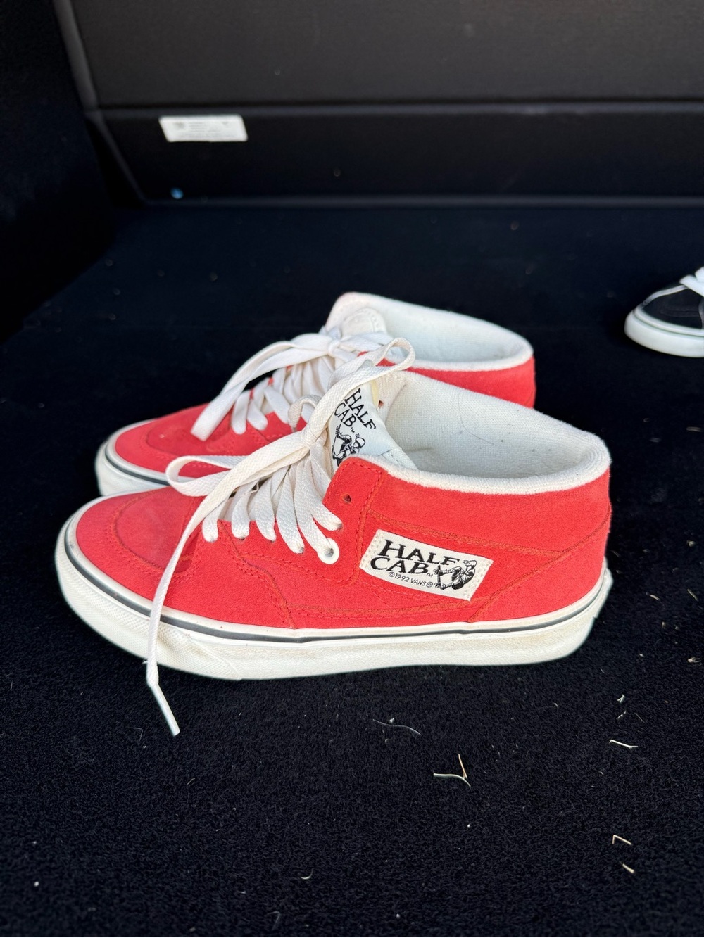 Vans Half Cab Red and White Mid-Top Skate Sneakers Mens 4 Womens 5.5
